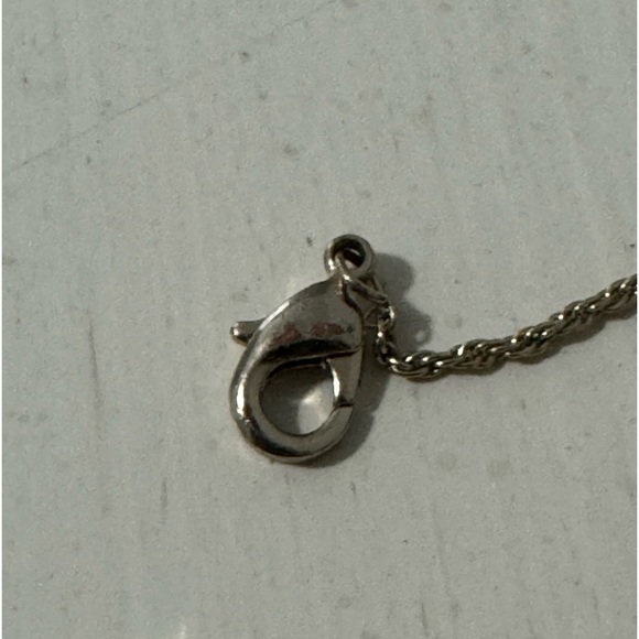 Kendra Scott Kiri Teardrop Necklace - Picture 4 of 4